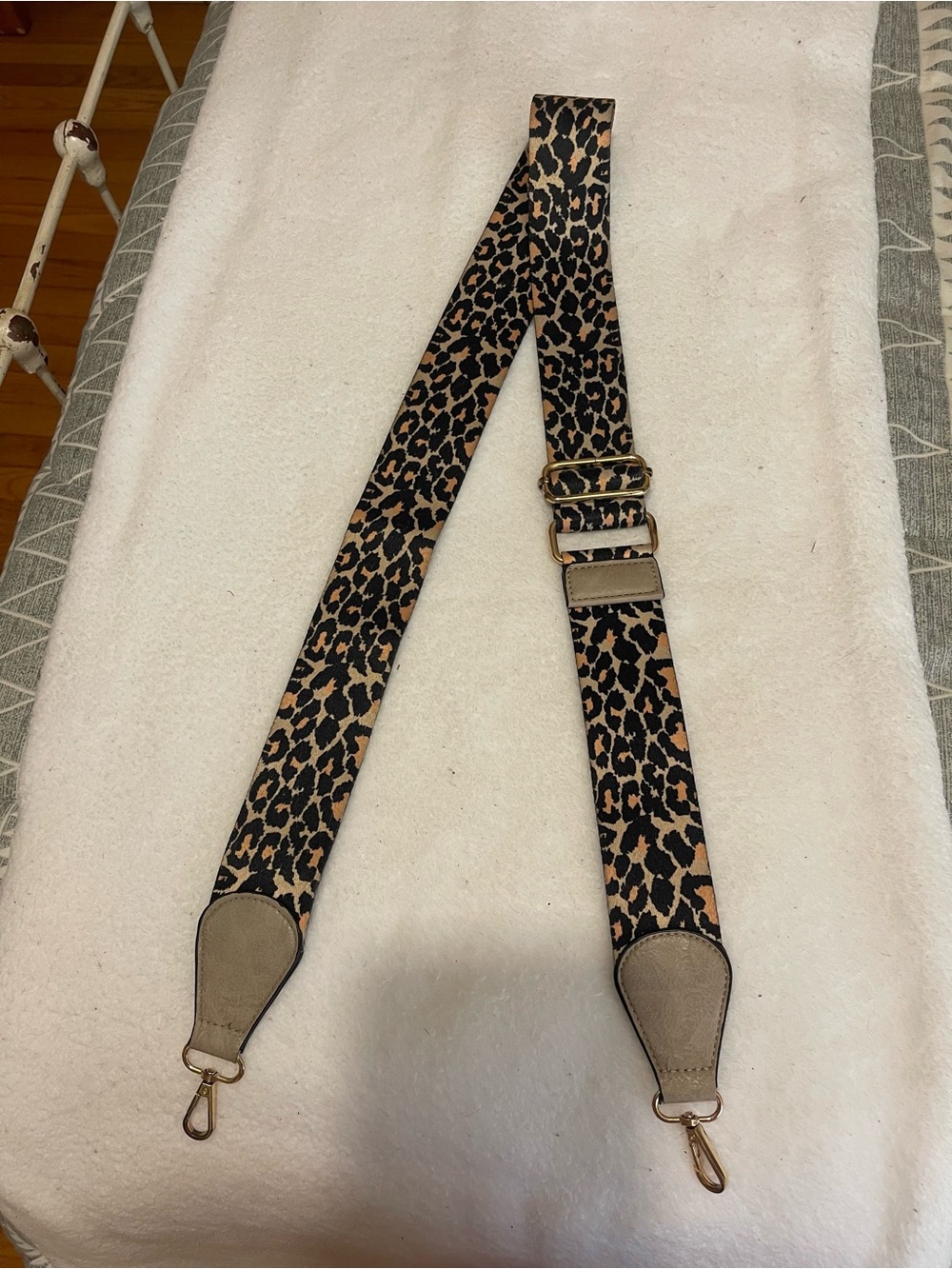 Leopard Print Adjustable Bag Strap - Beige/Black
